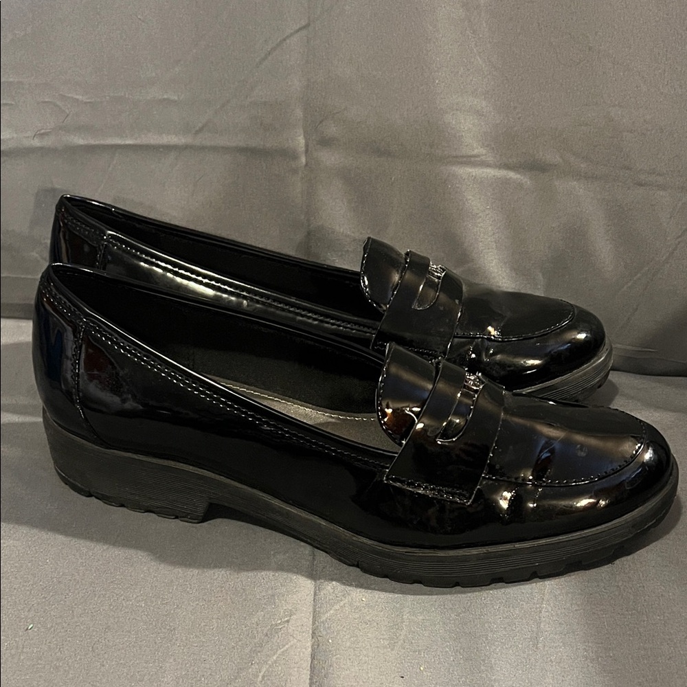 Elegant Anne Klein Black Patent Leather Loafers